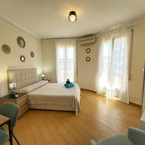 Nuevo Valenci Bed and breakfast